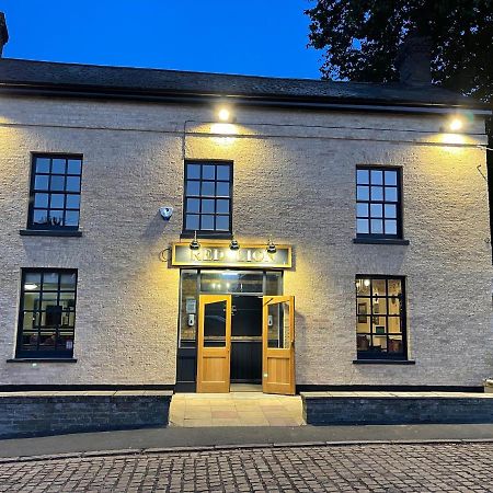 מלון The Red Lion, Stretham מראה חיצוני תמונה